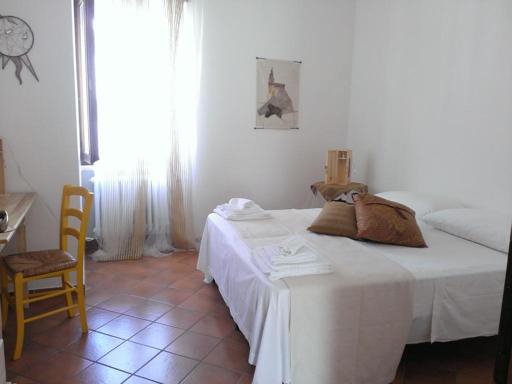 Rossobarolo Otel Oda fotoğraf