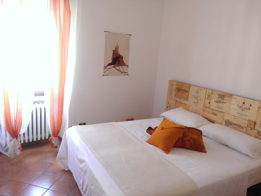 Rossobarolo Otel Oda fotoğraf